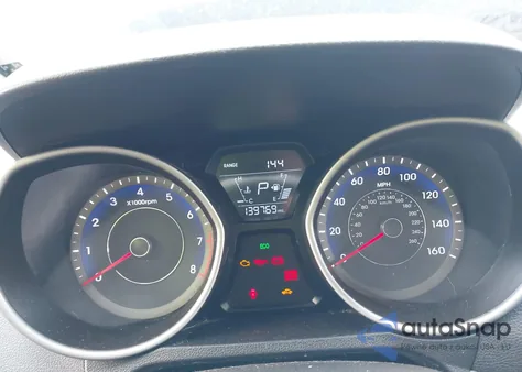 2014 Hyundai Elantra Limited from USA, damaged, VIN KMHDH4AE3EU074374